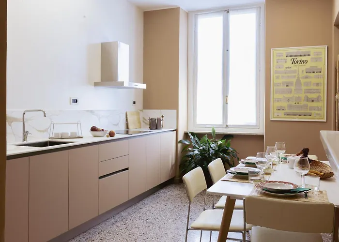 Eleganza Sabauda 120 Sqm Luxury Historical Flat