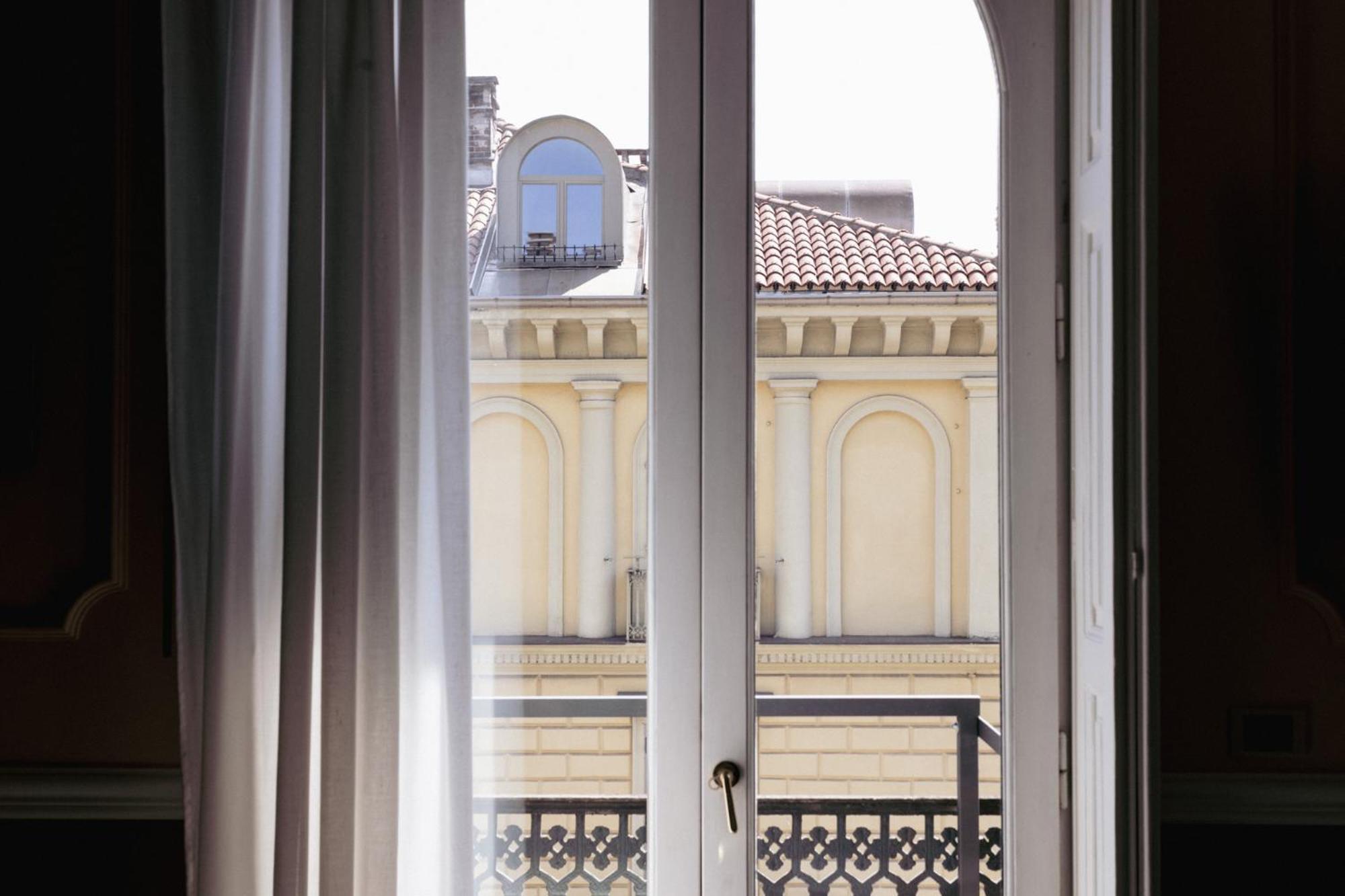 Eleganza Sabauda 120 Sqm Luxury Historical Flat