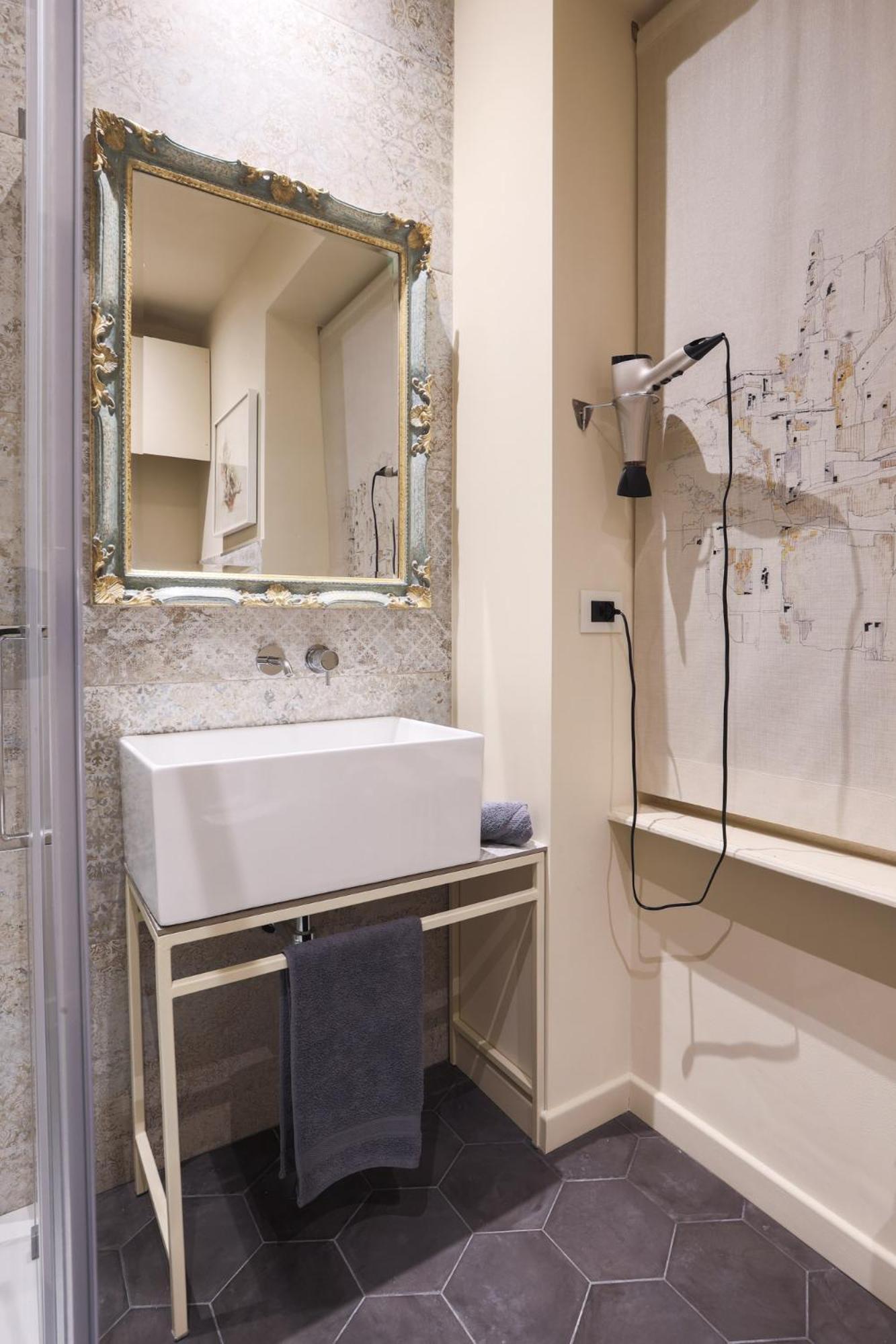 Eleganza Sabauda 120 Sqm Luxury Historical Flat Appartement