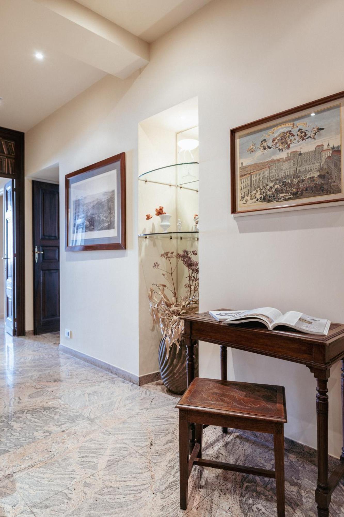Eleganza Sabauda 120 Sqm Luxury Historical Flat Appartement Turin
