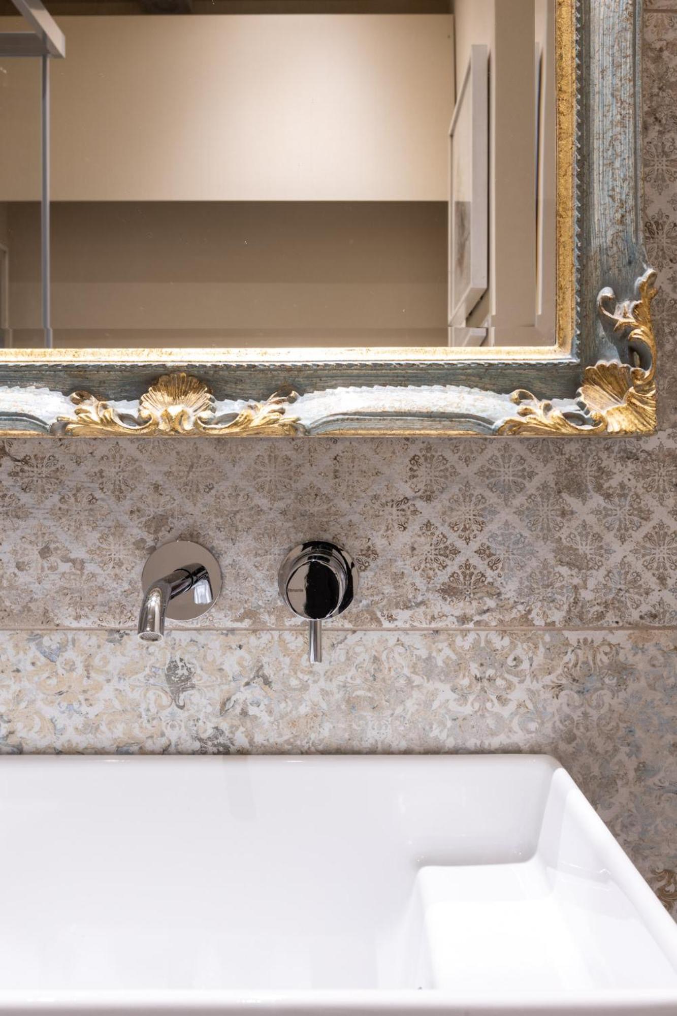 Eleganza Sabauda 120 Sqm Luxury Historical Flat *