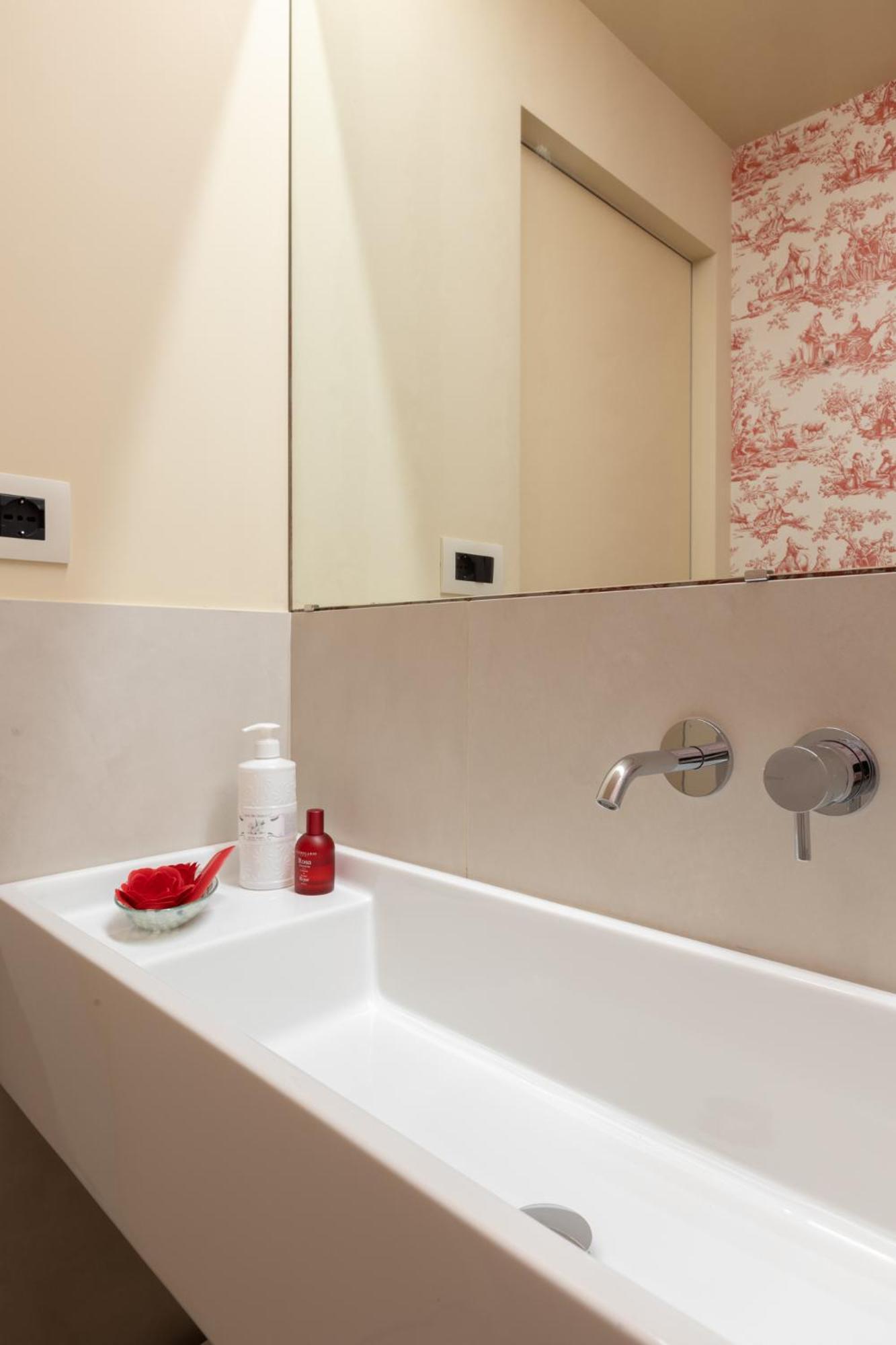 Eleganza Sabauda 120 Sqm Luxury Historical Flat Appartement *